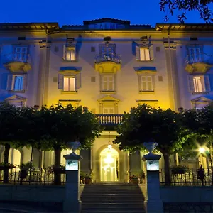 Alexander Palme Hotel